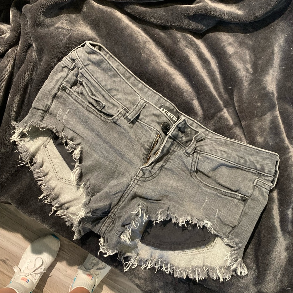 Express shorts size 4